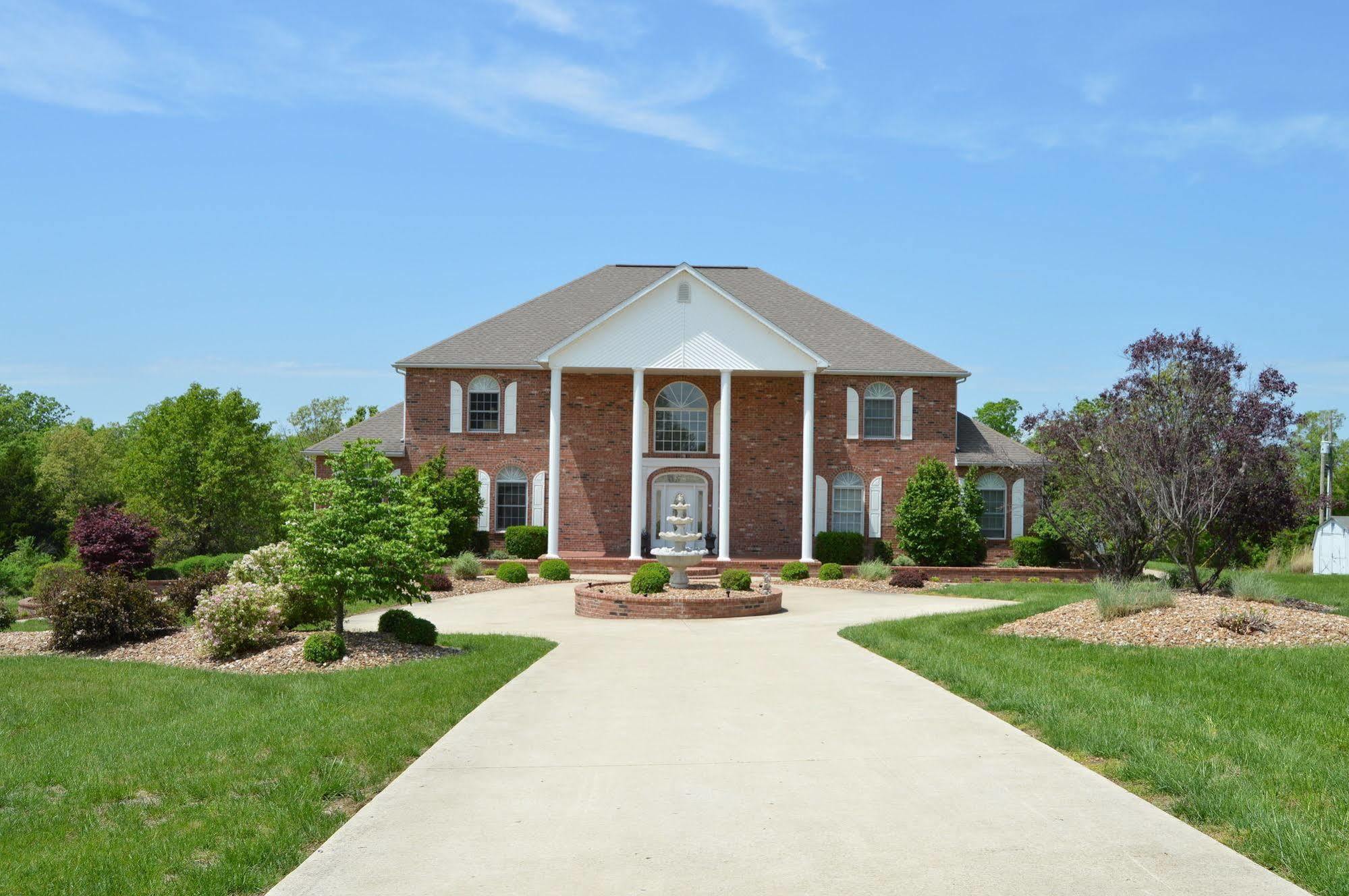 Lafayette Grand Manor Apartment Waynesville Exterior foto